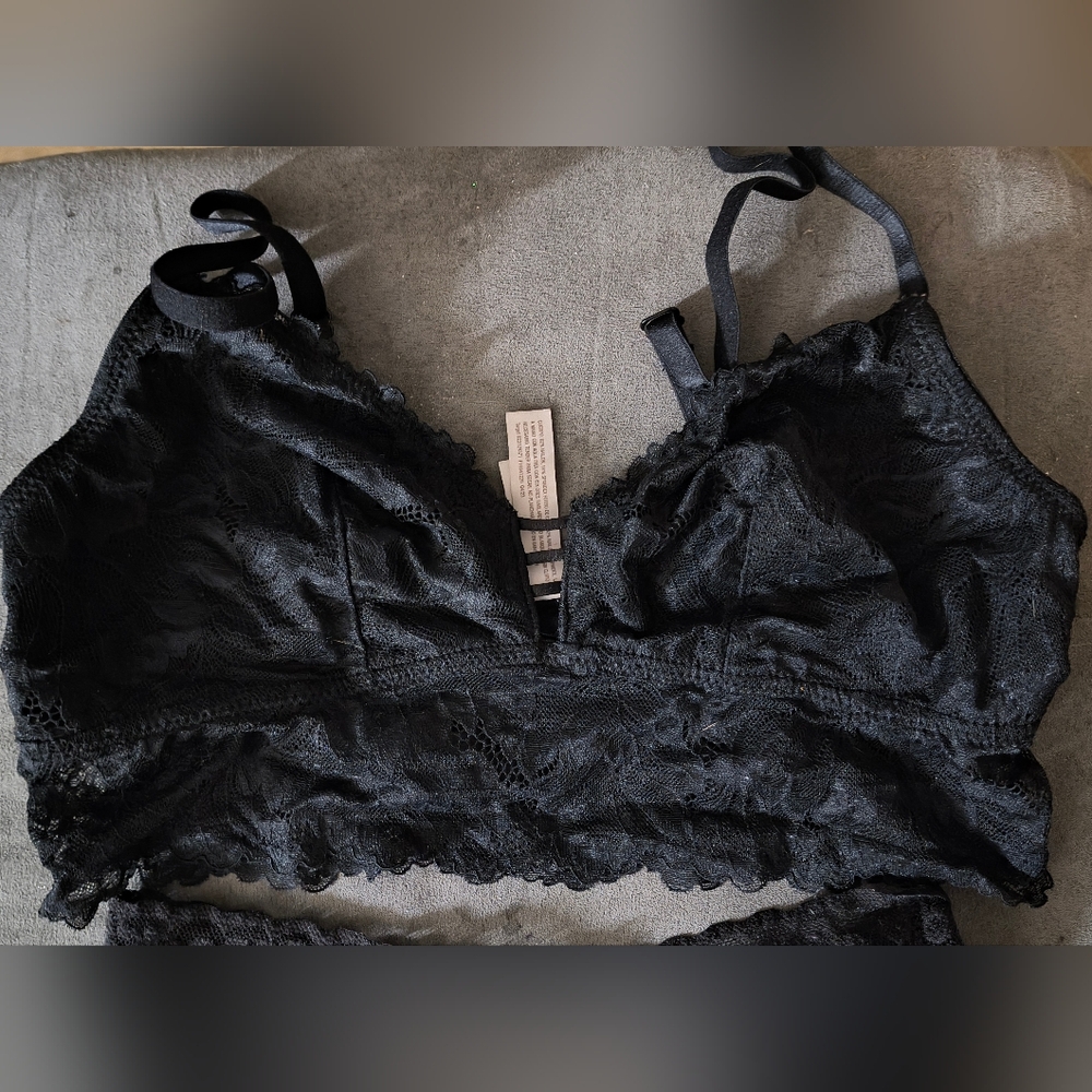 3/20$*Auden Black Lace Bralette and Panty Set size small - Picture 3 of 7